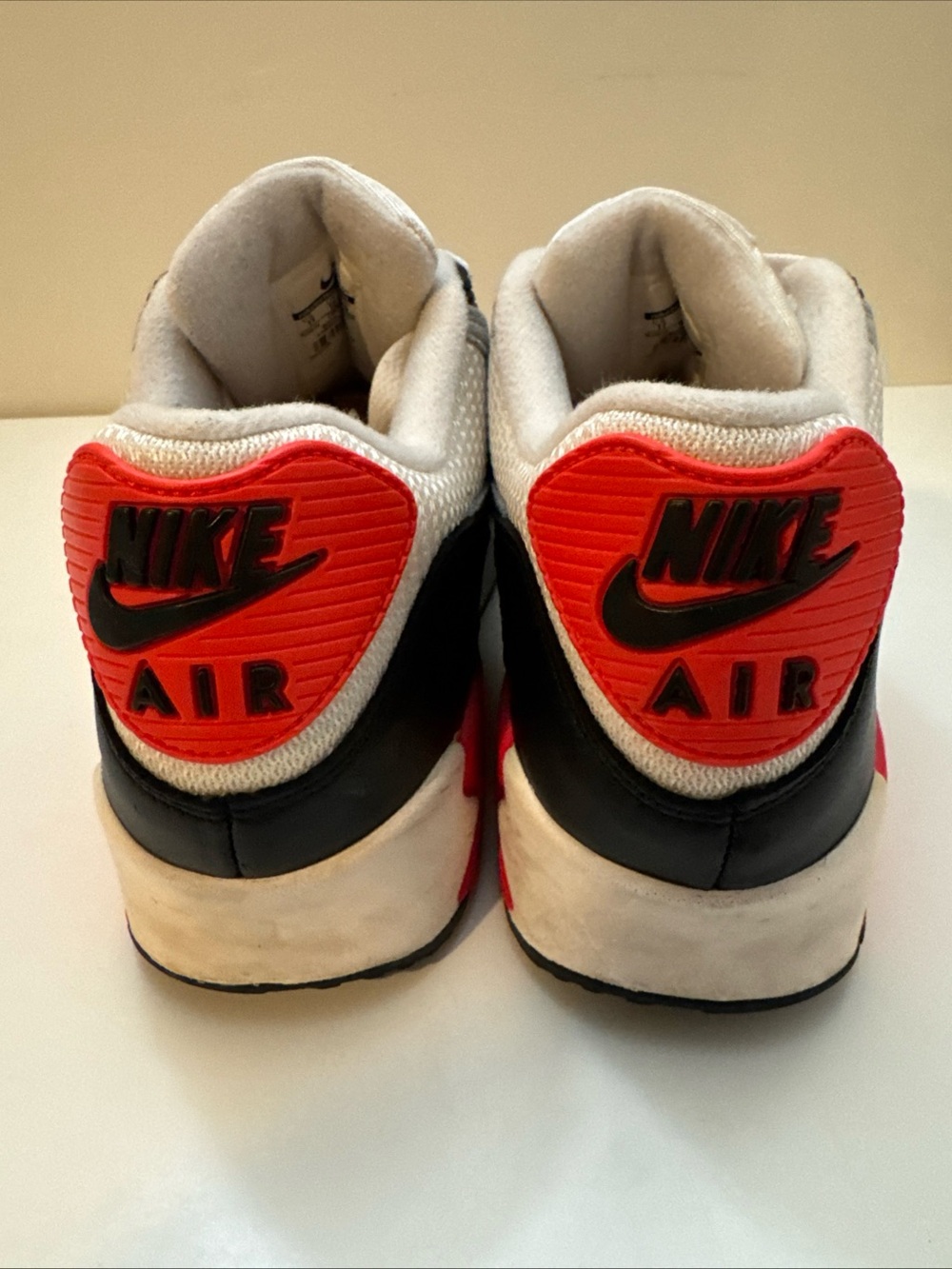 Nike Air Max 90 2015 OG Infrared, Size 11, 725233-106 - Picture 4 of 6